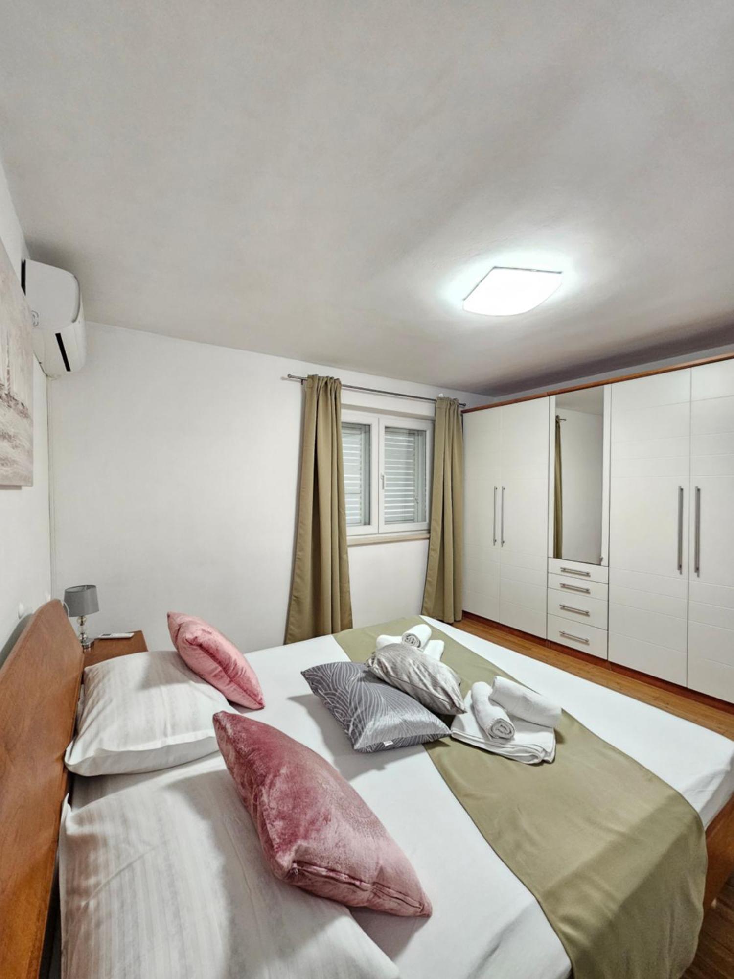 Apartments Iva Makarska Kültér fotó