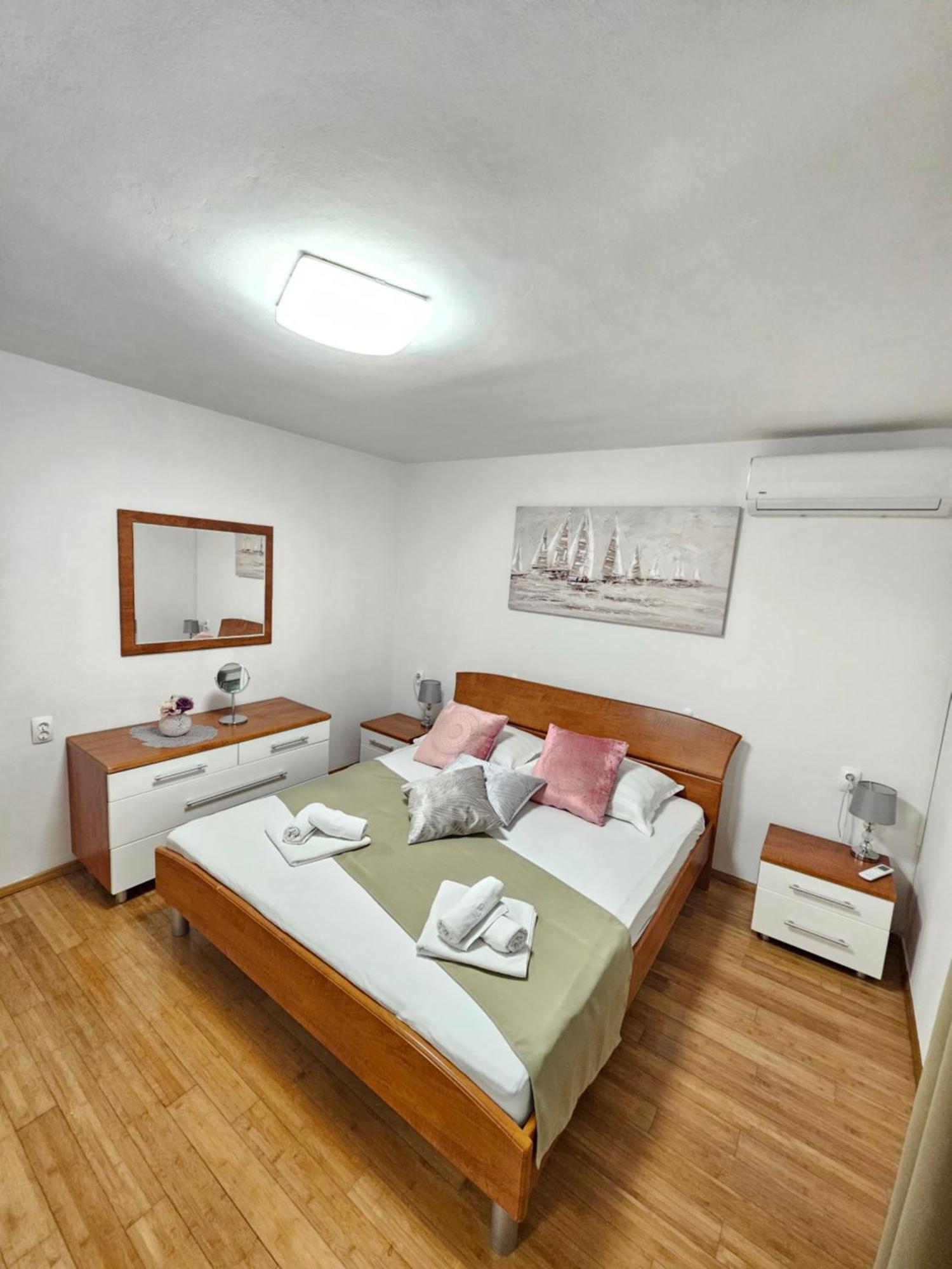 Apartments Iva Makarska Kültér fotó